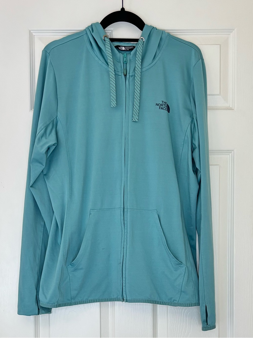 The North Face Fave Lite LFC Full Zip Jacket With Thumb Holes